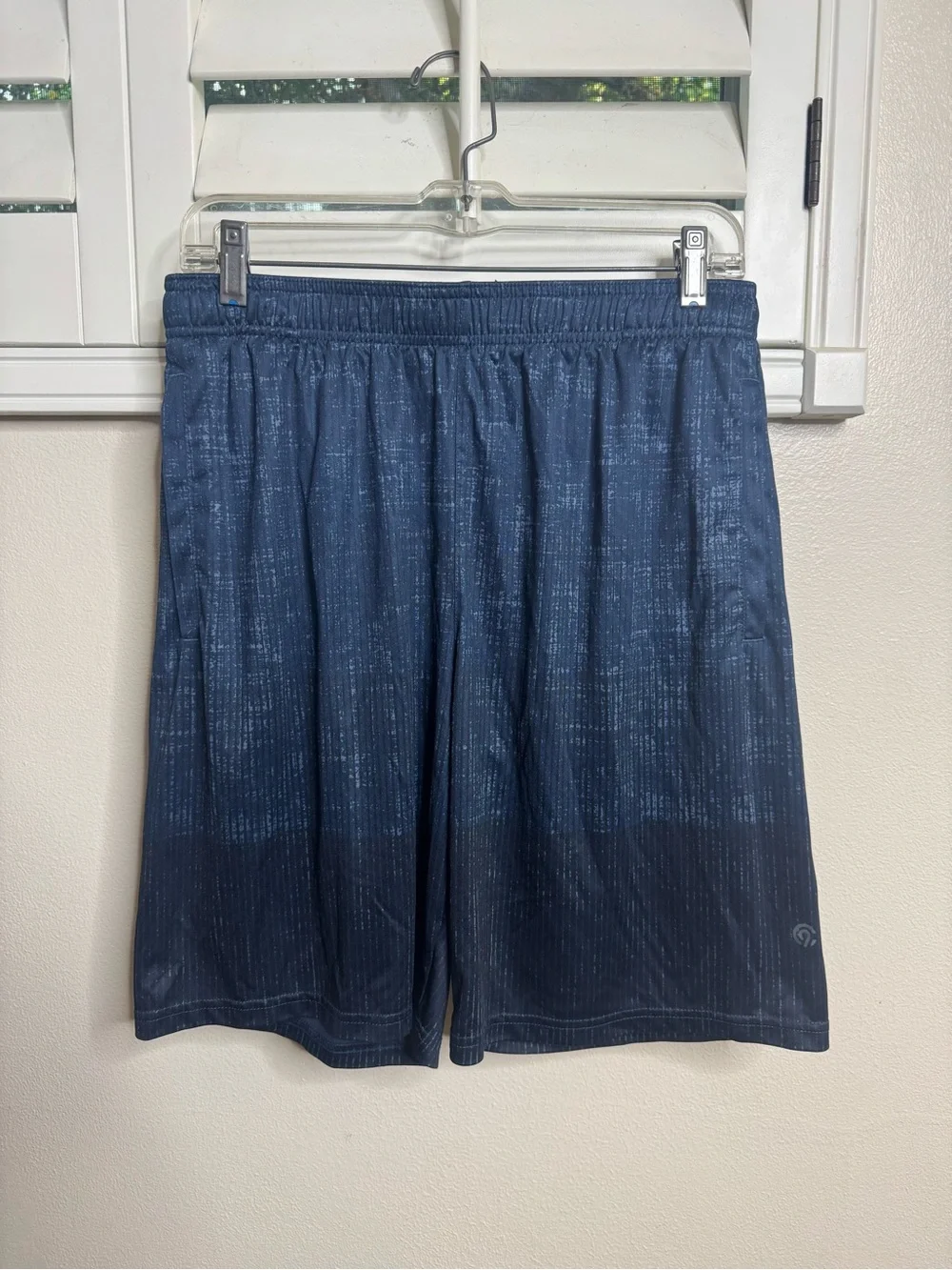 Champion Men's Gradient Navy and Dark Blue Athletic Shorts